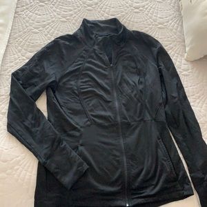 Woman’s running sweatshirt